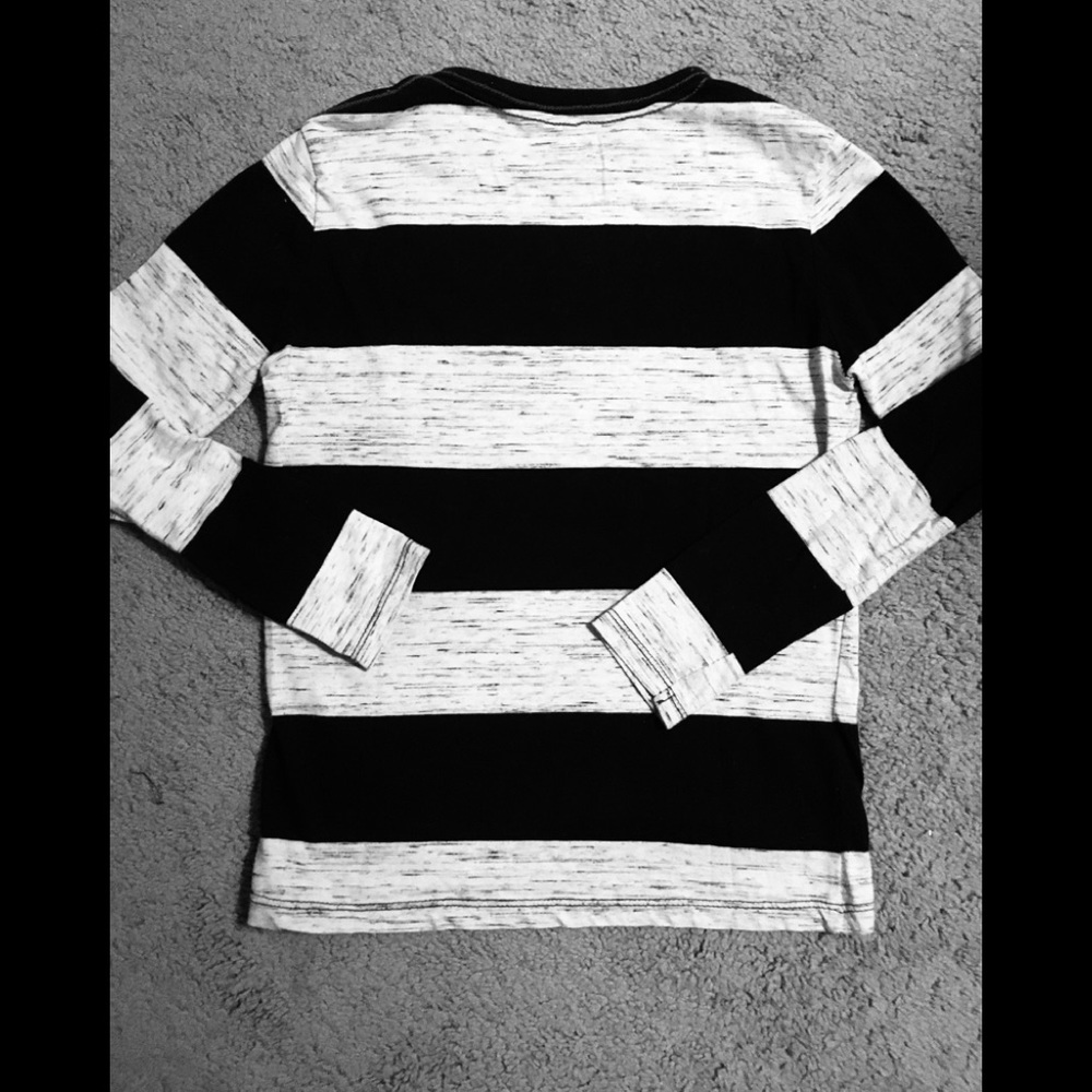 H&M Long Sleeve Shirt - Picture 2 of 3